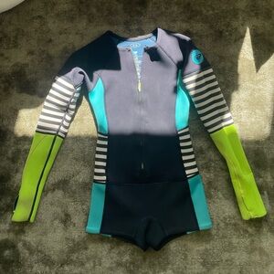 Roxy Women’s Rashguard Wetsuit Shorty 4/S